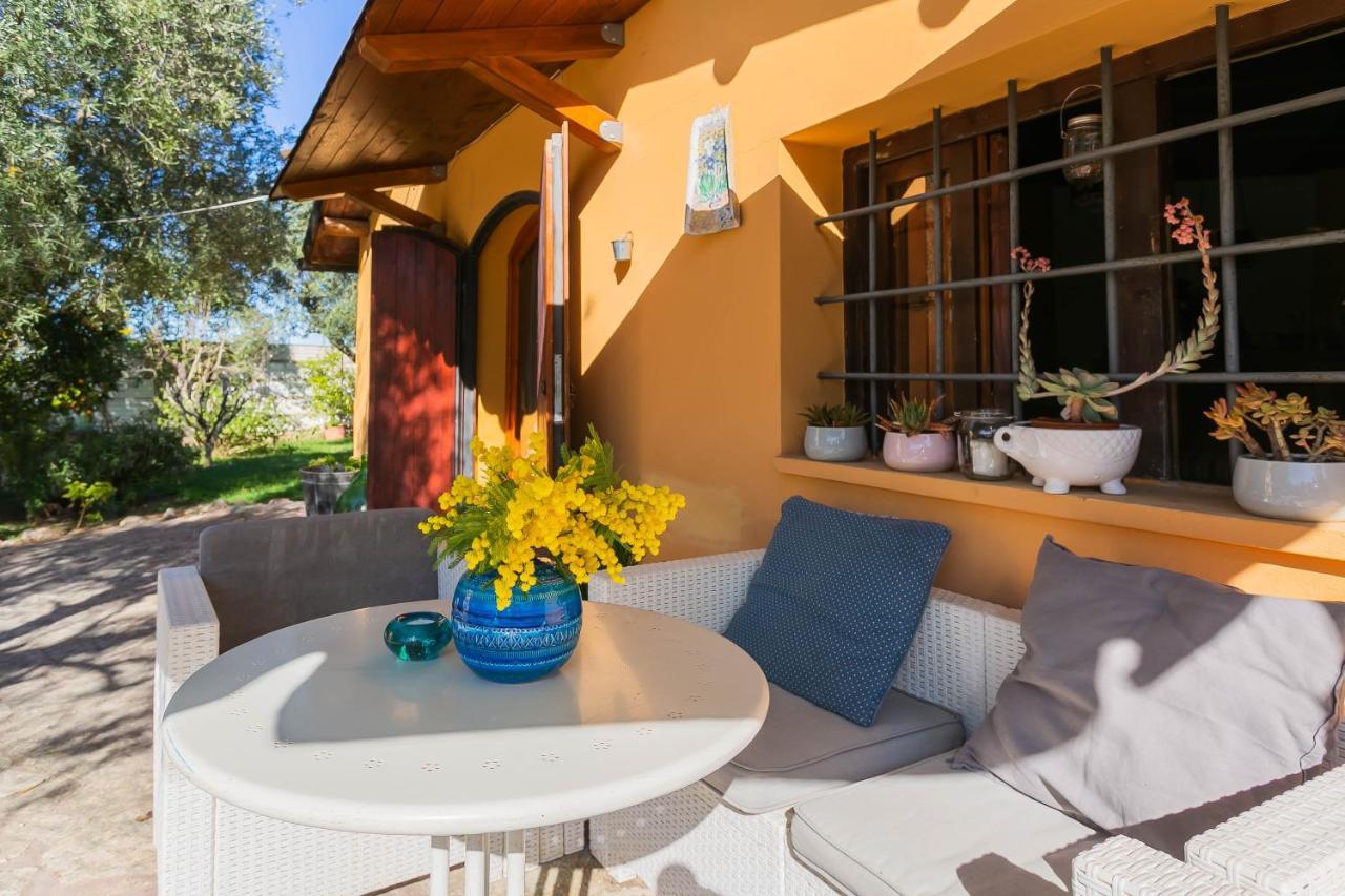 Aspromonte Yellow House Bed & Breakfast Bitonto Exterior photo